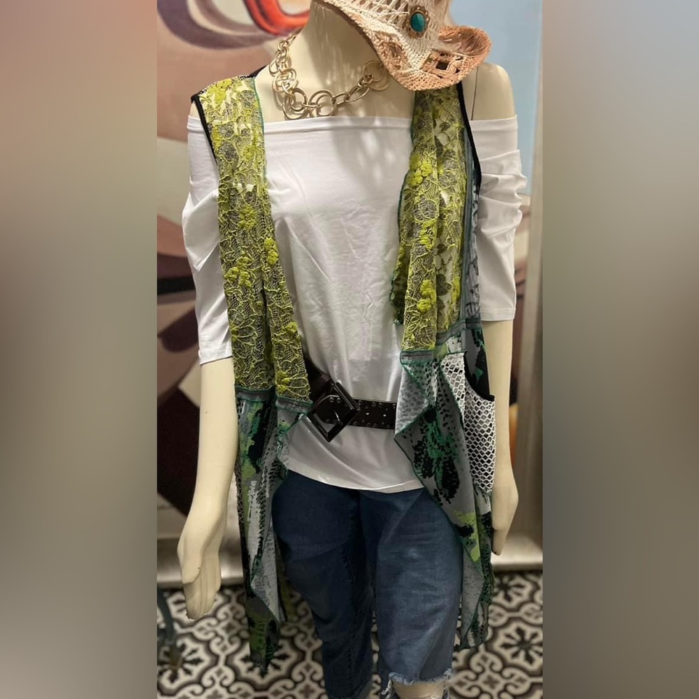 Boho Vest.. Only worn once! So cute